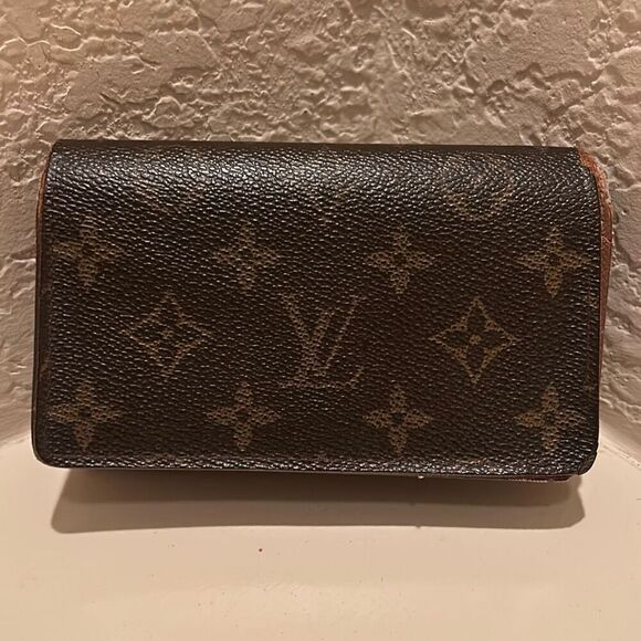 Louis Vuitton LV Monogram Coated Canvas Foldover Wallet Classic Brown Pattern - Picture 1 of 16